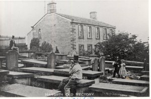 Haworth Parsonage، Pre-Wade Extension c.1878 بواسطة مصور انجليزى
